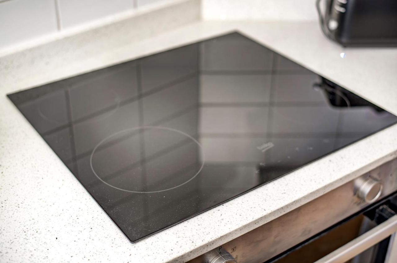 2 Bedroom With Large And Wi-fi Londen