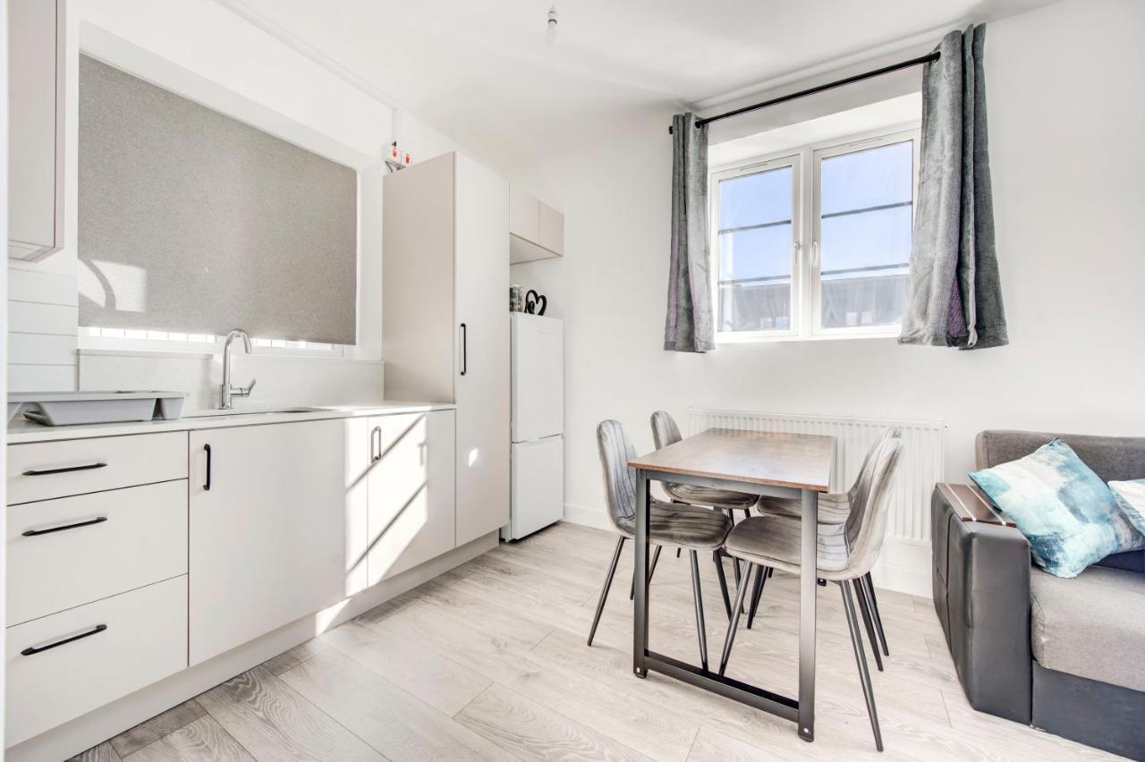 2 Bedroom With Large And Wi-fi Апартаменты Лондон